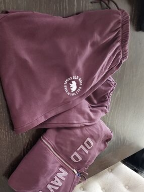 PRELOVED Old Navy Womens Maroon Sweatpants & Zip Hoodie Set
